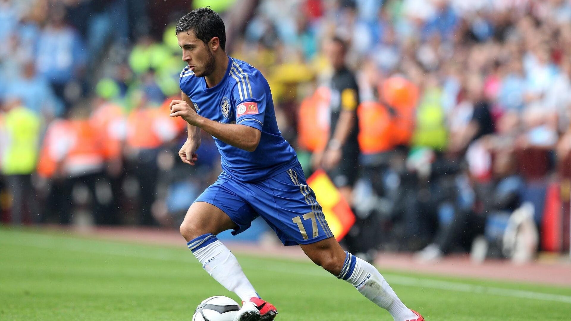 体育新闻中心赛事志愿者风采，体育赛事志愿者的工作